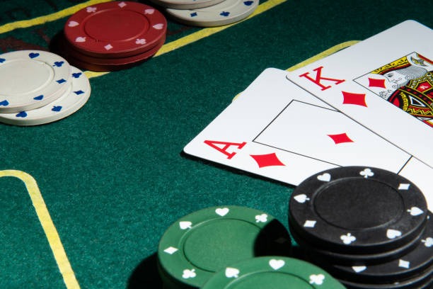 Live BandarQ table at obcbet showing dealer, player positions, and card layout on mobile screen